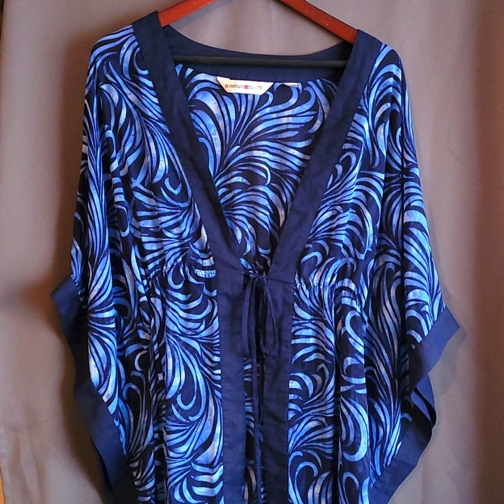 Avenue Swim Cover Size 26/28